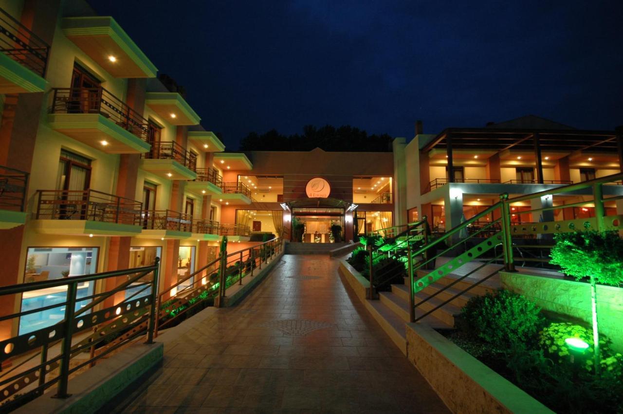4 Epoxes Hotel Spa Loutraki  Exterior photo