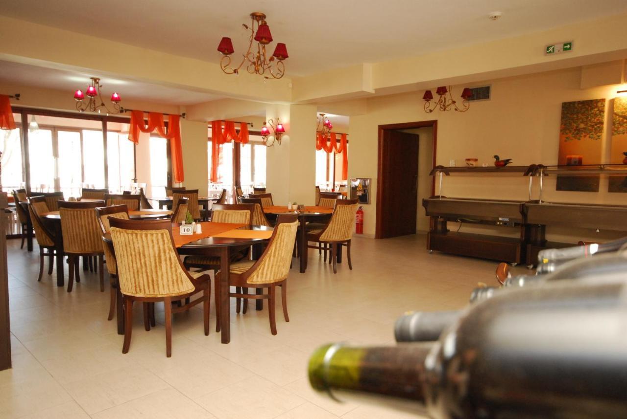 4 Epoxes Hotel Spa Loutraki  Exterior photo