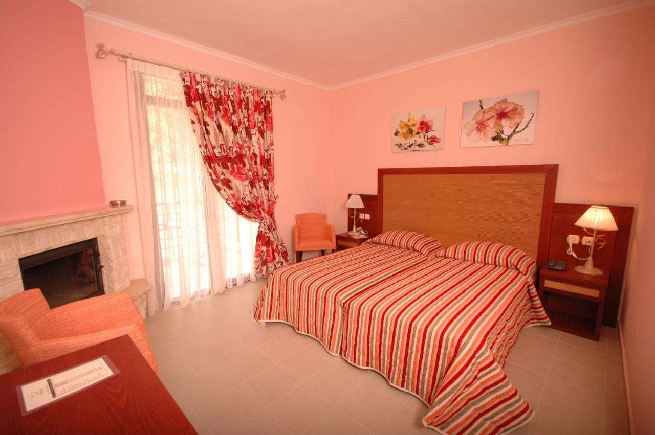 4 Epoxes Hotel Spa Loutraki  Room photo
