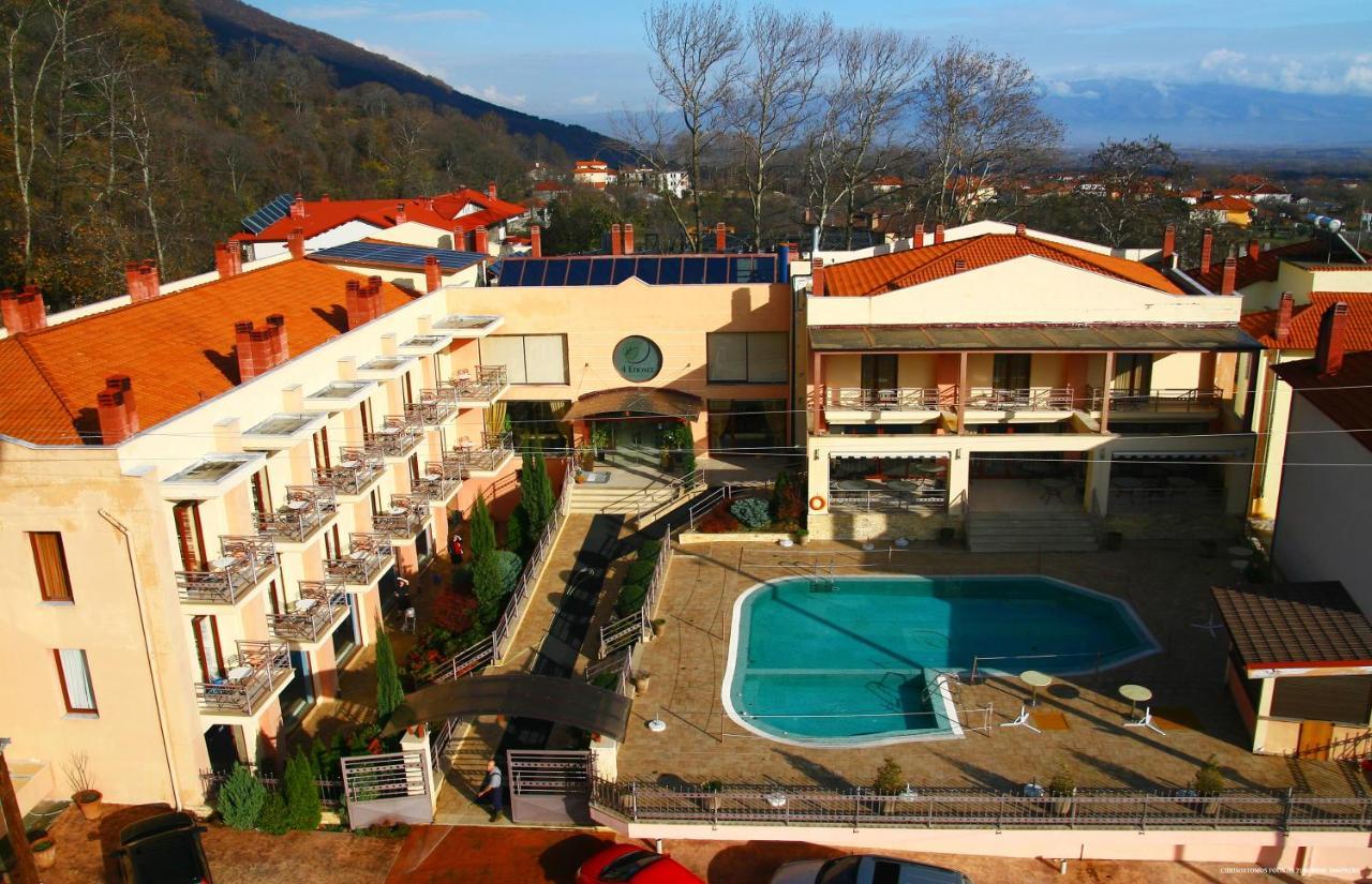 4 Epoxes Hotel Spa Loutraki  Exterior photo