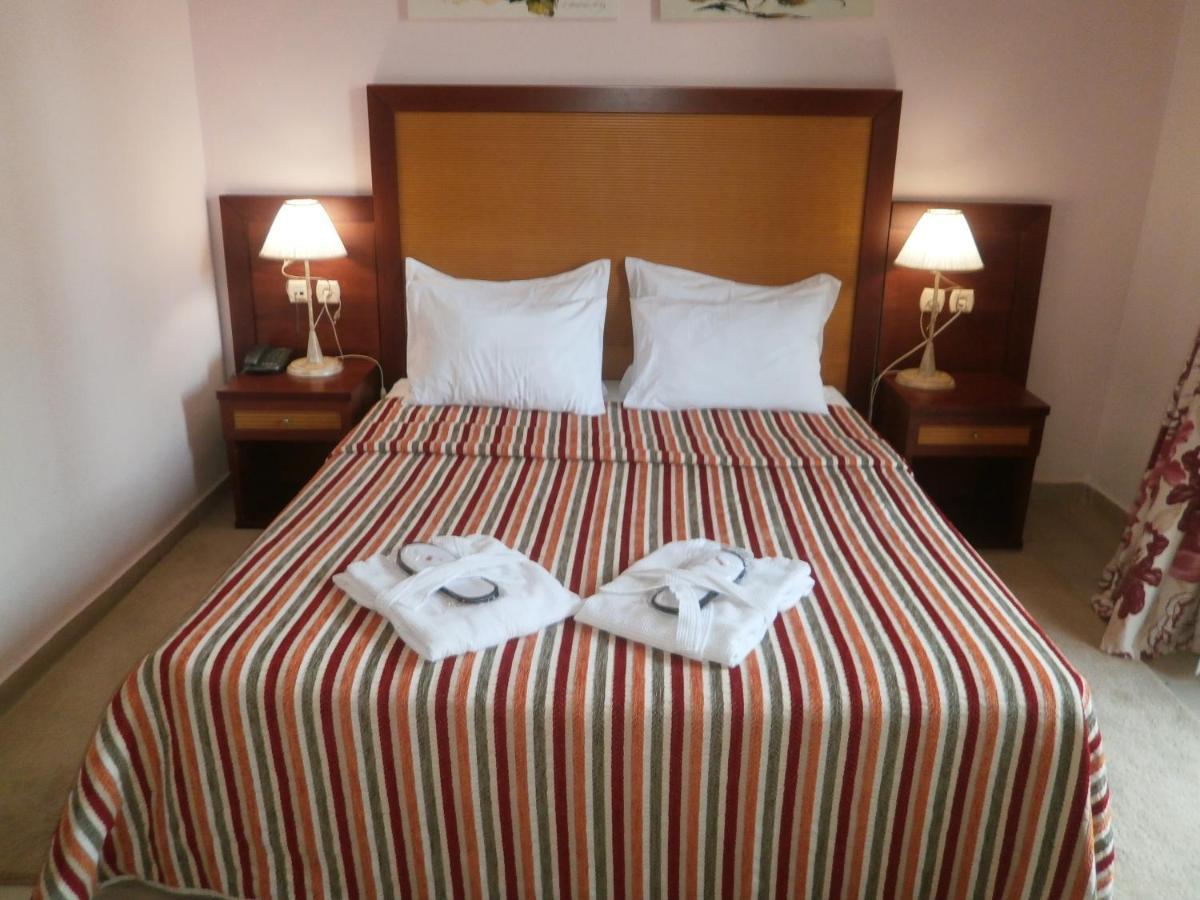 4 Epoxes Hotel Spa Loutraki  Room photo