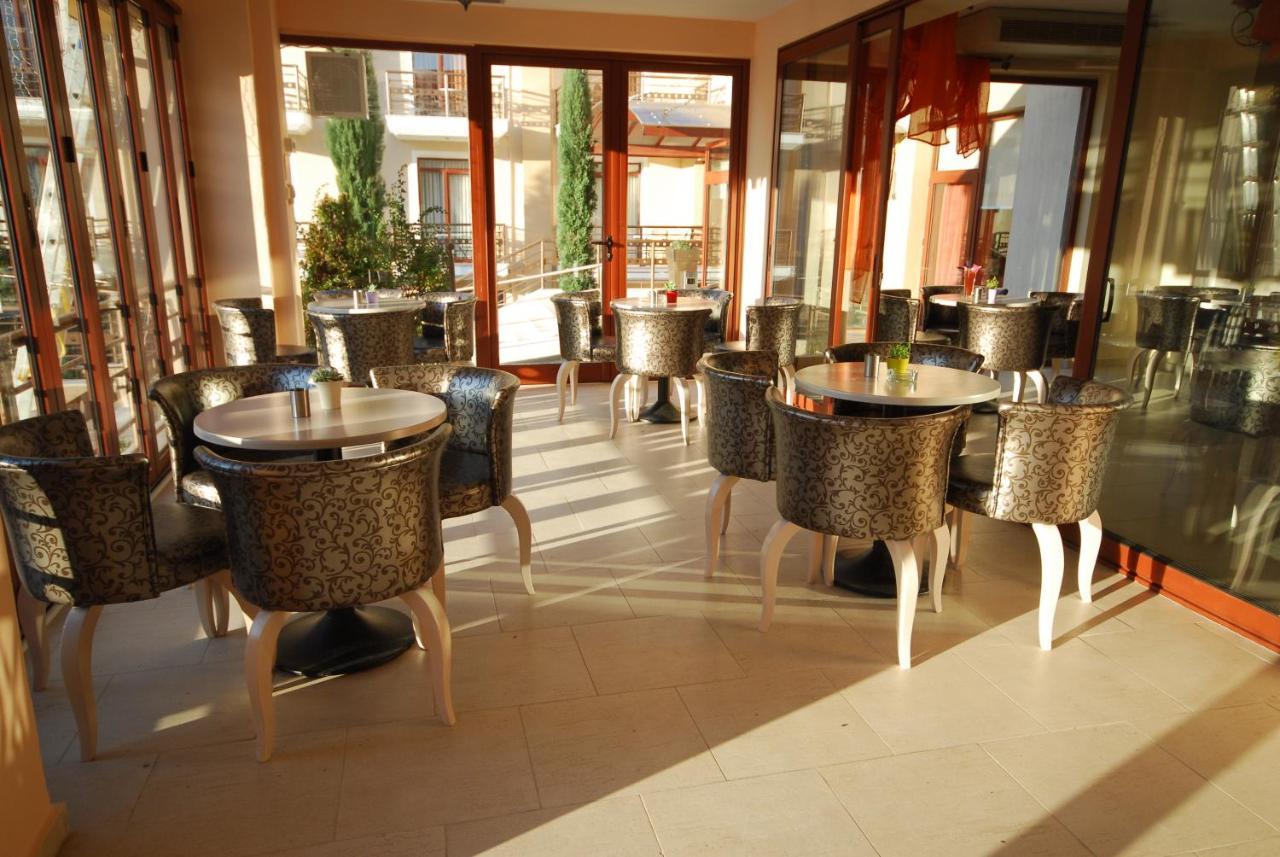 4 Epoxes Hotel Spa Loutraki  Exterior photo
