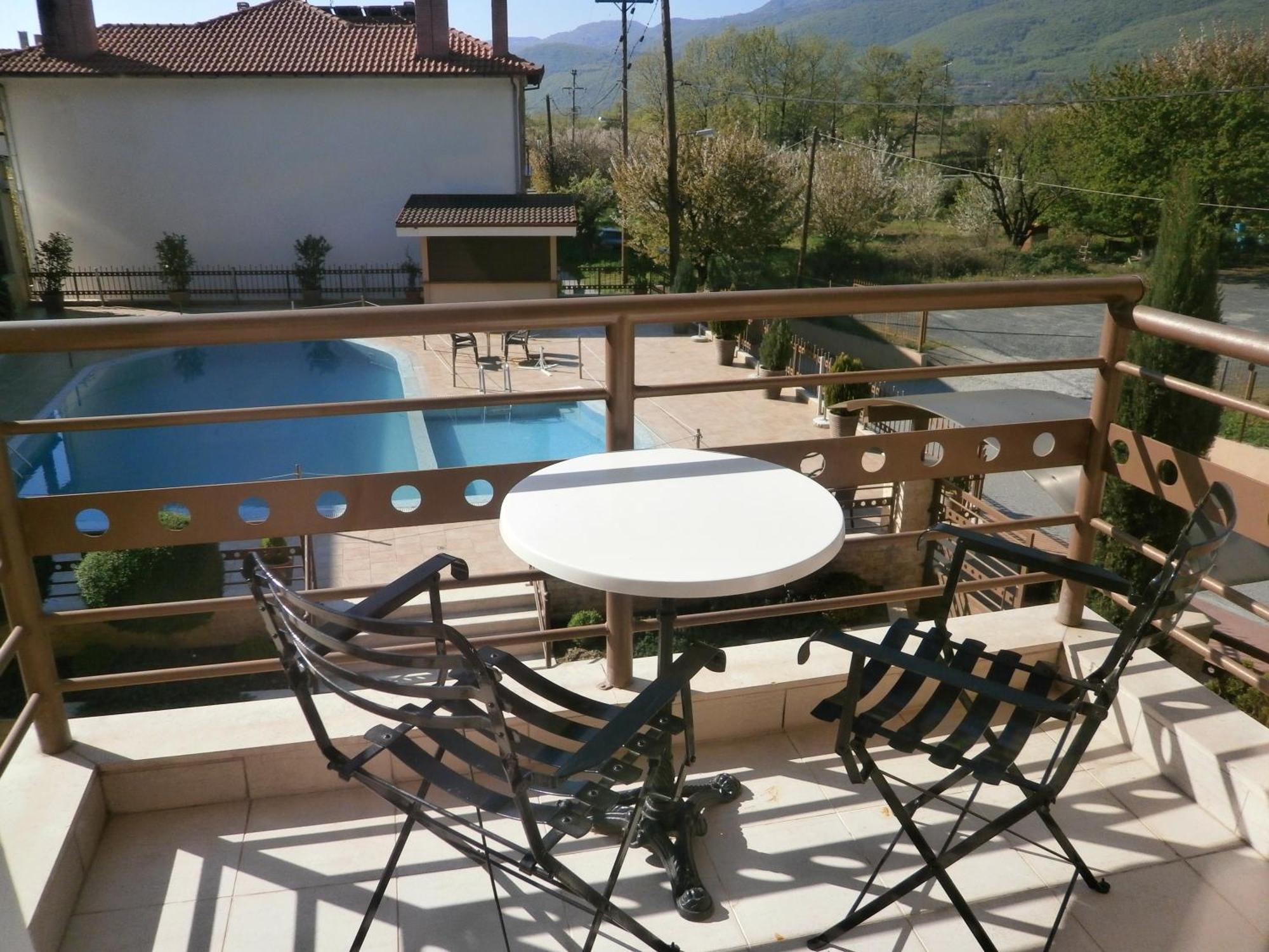 4 Epoxes Hotel Spa Loutraki  Room photo